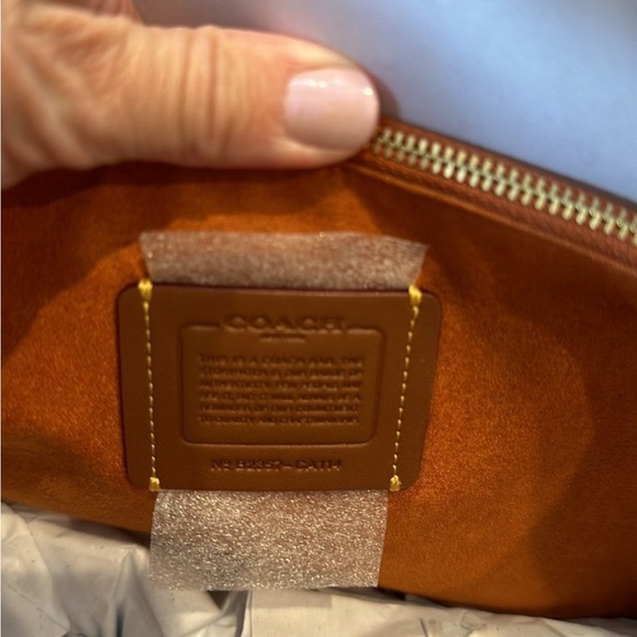 Coach Theo Leather Tote “Signature C” Canyon Handbag Bag $450 - Picture 5 of 15